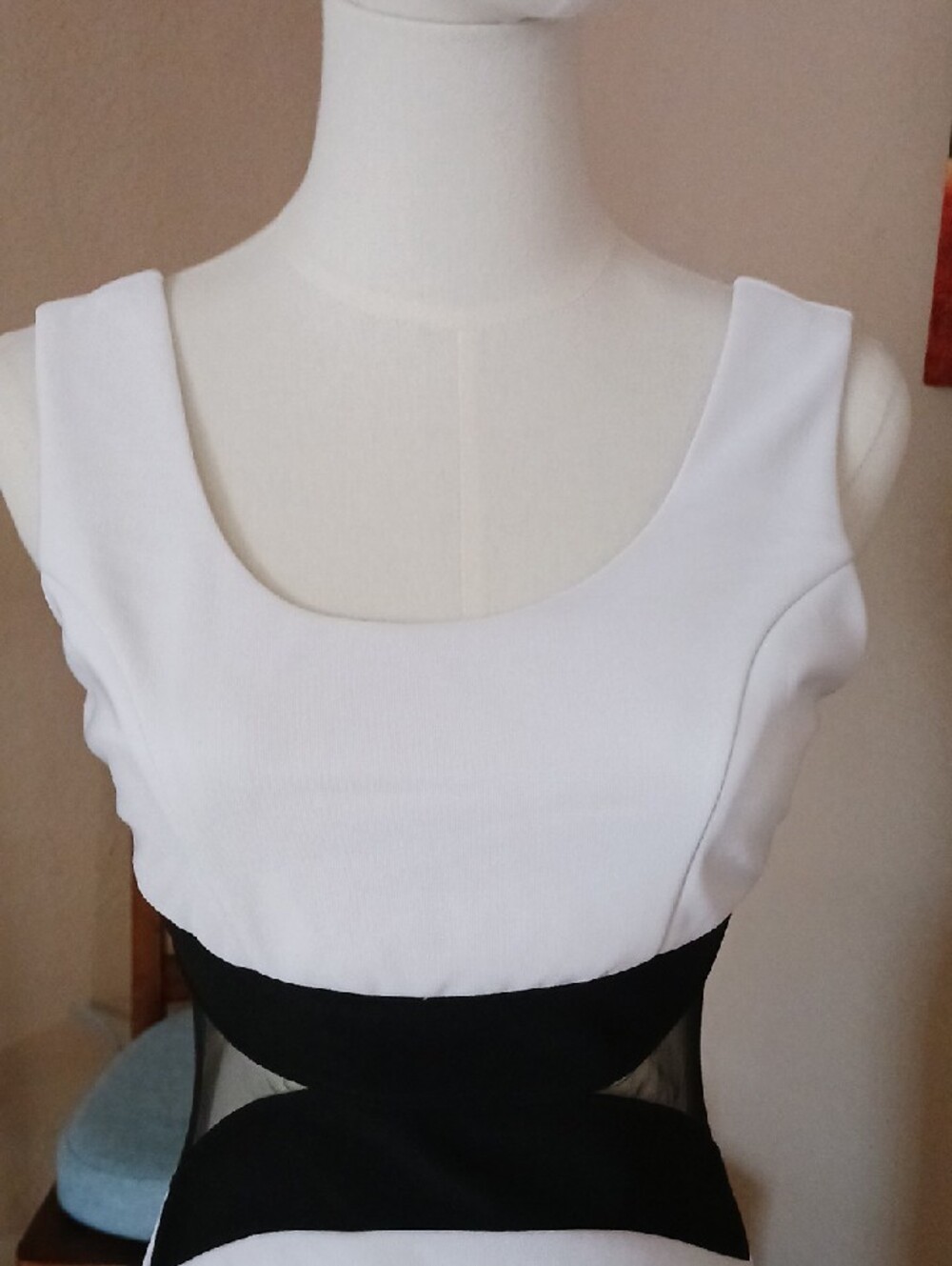 Ruby Rox White Mini Dress with Waist Cut Out - Picture 3 of 11